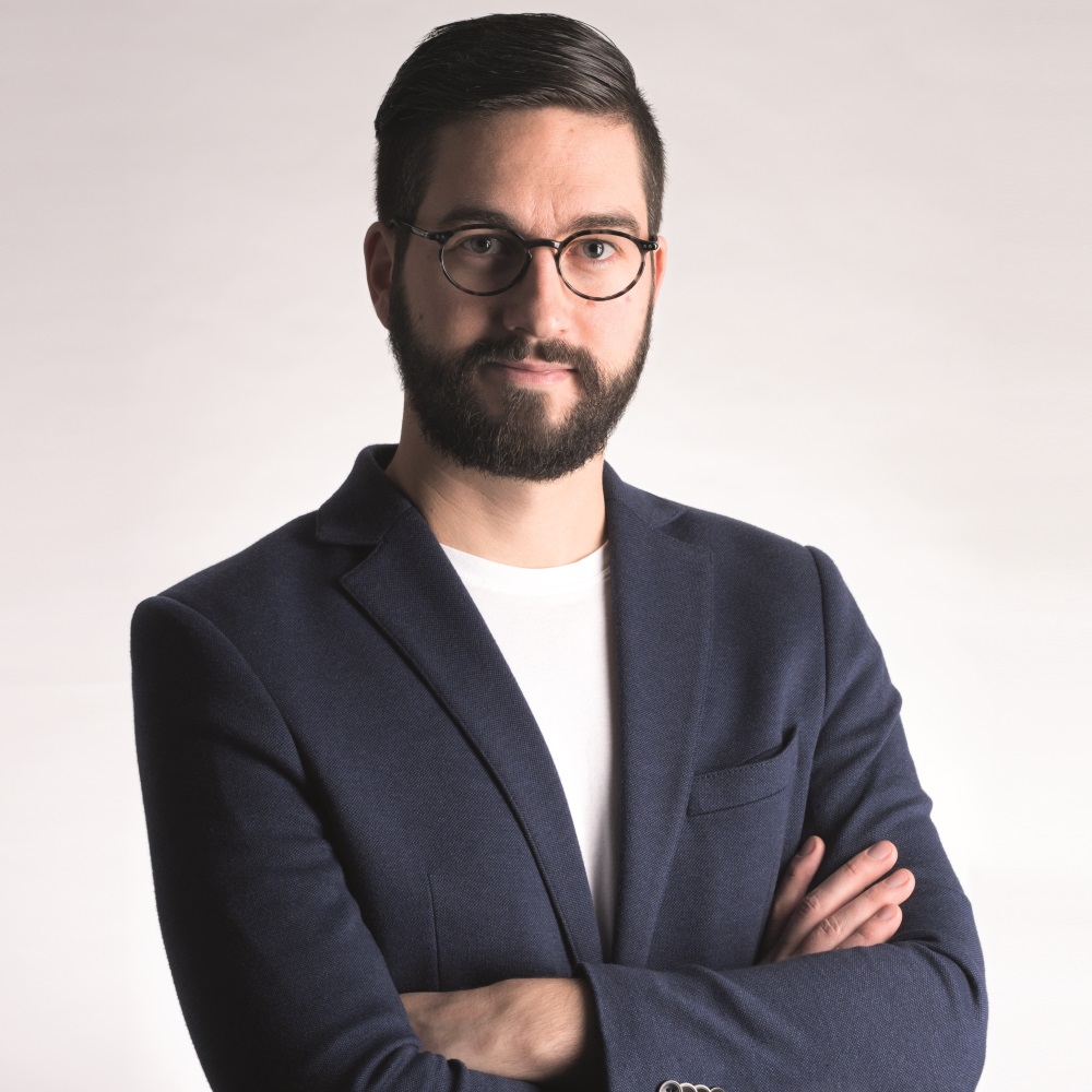 Portrait de Michael, designer des lunettes Lunor